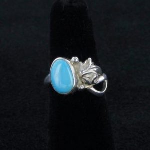 Navajo Turquoise Stone w/Side Leaf Ring