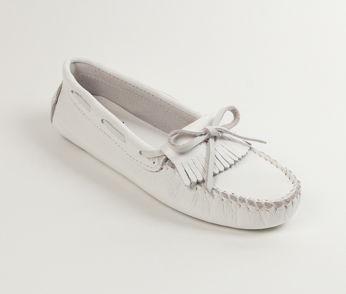 minnetonka kilty driving moccasin