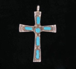 zuni-turquoise-stone-cross-pendant-nzzp-cr29