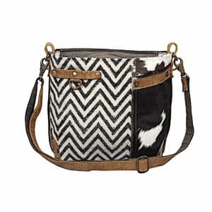 Myra Galeecha Shoulder Bag