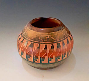 Navajo Hand-Crafted Red Clay Horse Hair Pot
