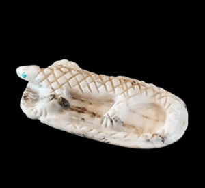 White Marble Lizard Fetish Carving by Peywa