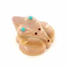 Dolomite Frog Fetish Carving b