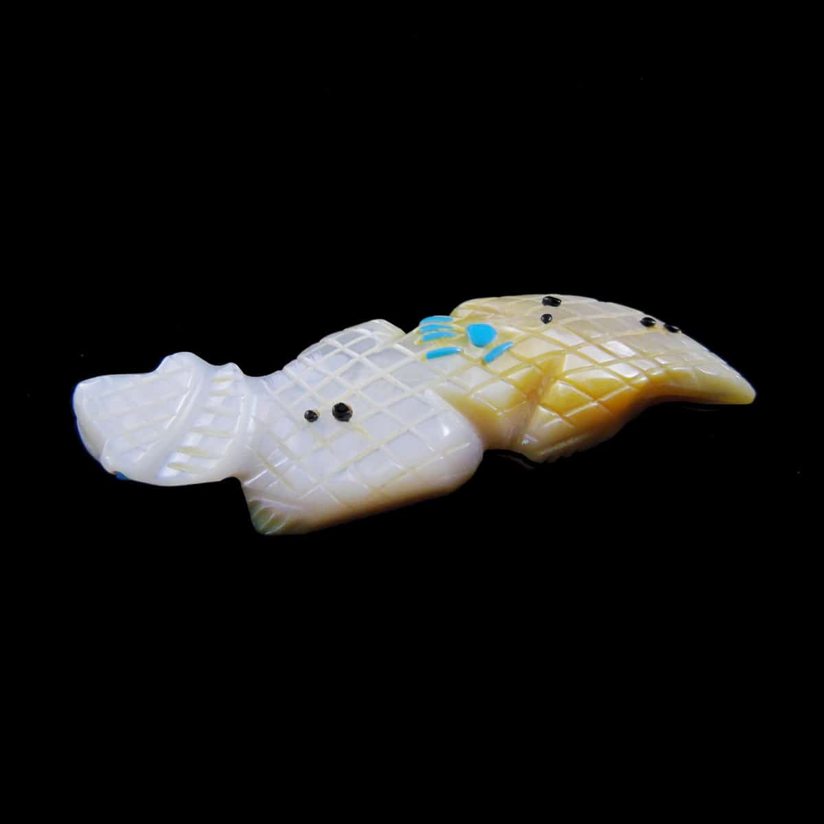 Mother of Pearl Zuni Lizard Fetish - Image 2