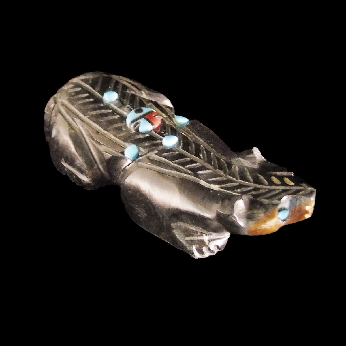 Authentic Laate Zuni Badger Fetish with Sunface - Image 2