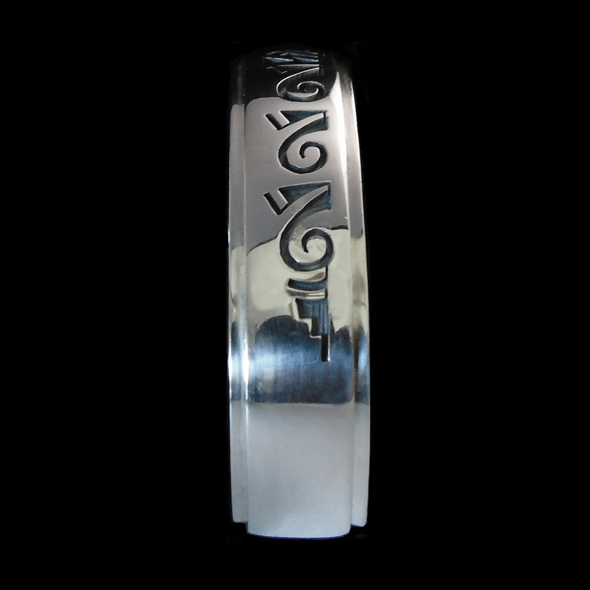 Authentic Sterling Silver Hopi Mowa Cuff Bracelet - Image 2