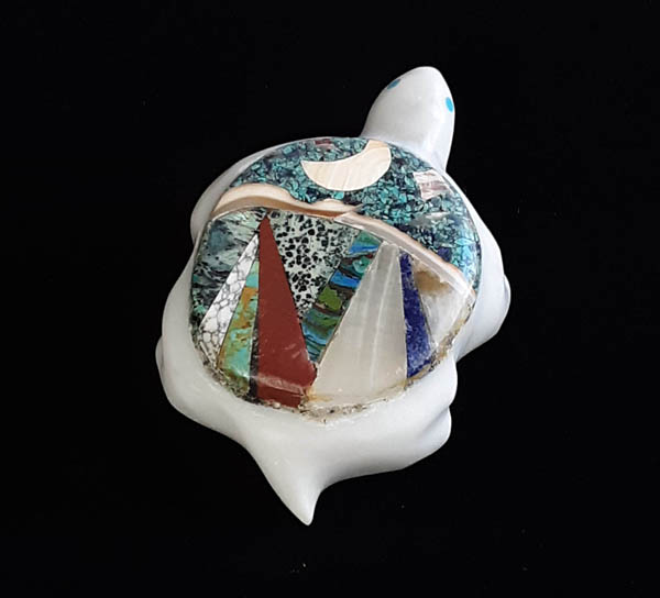 Quam White Marble Inlaid Turtle Fetish - Image 3
