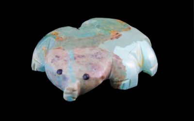 Hand-Carved Zuni Native American Mole Fetish by Laate