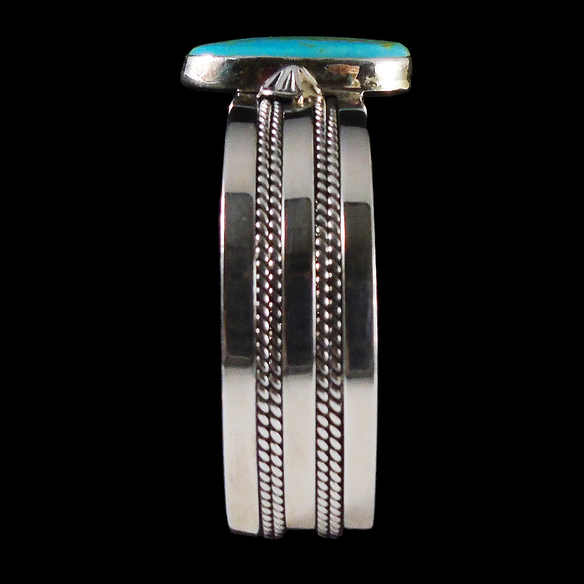 Large Navajo Oval Turquoise Cuff Bracelet - Image 2