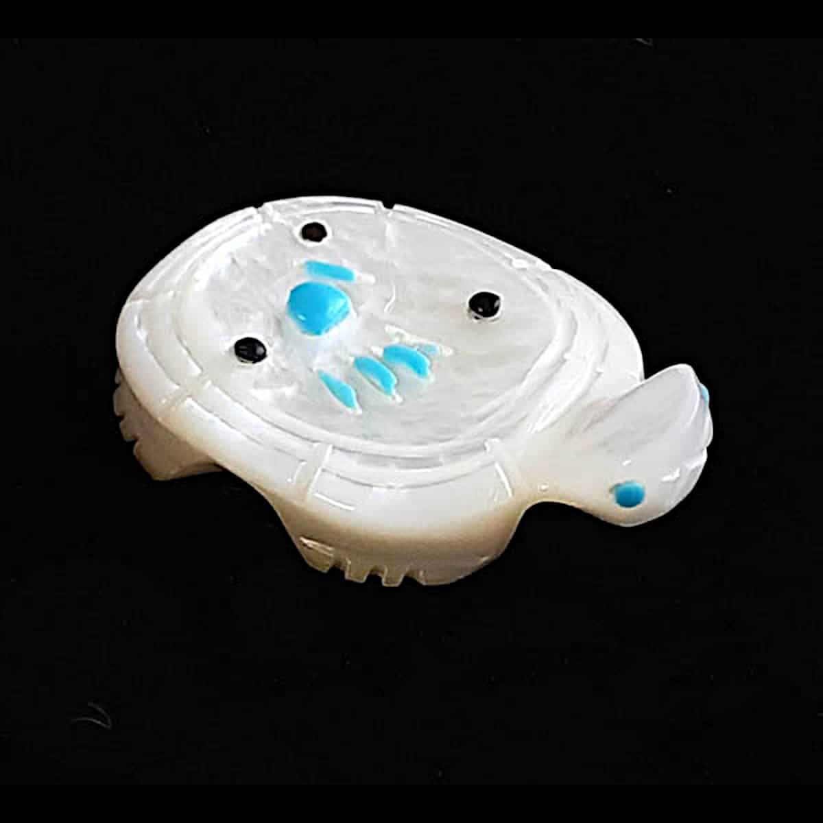 Mother of Pearl Zuni Turtle Fetish