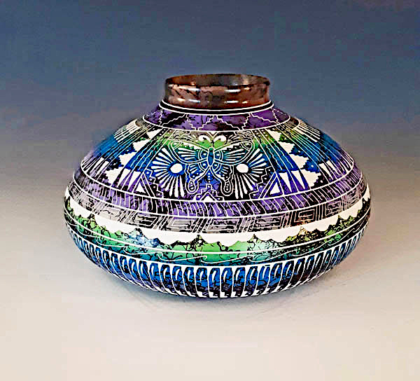 Authentic Hand-Crafted Navajo Butterfly Horsehair Pot