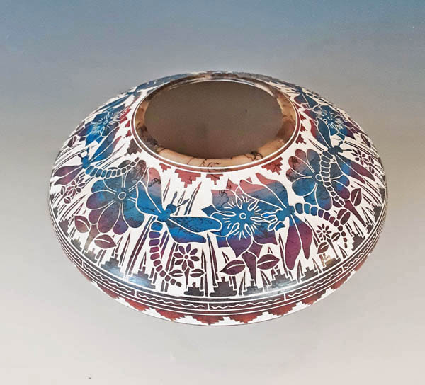 Navajo Dragonfly & Flower Etched Horsehair Pot - Image 2