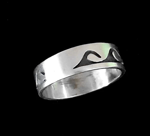 Hopi Etched Sterling Silver Ring - Image 2