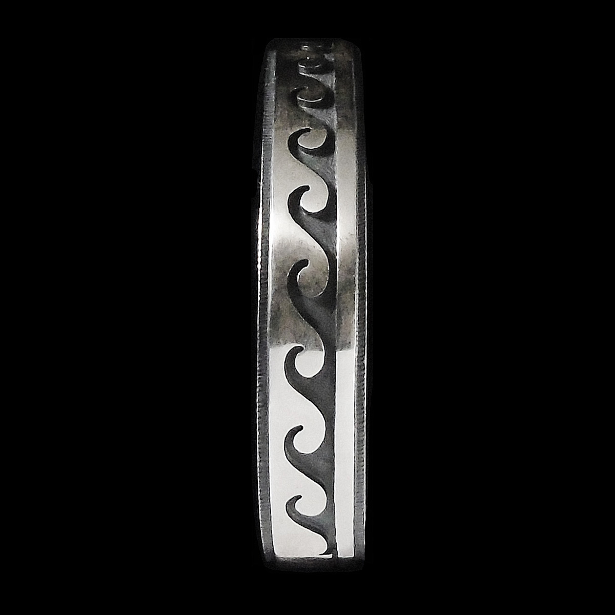 Nathan Fred Hopi Silver Overlay Wave Bracelet - Image 2