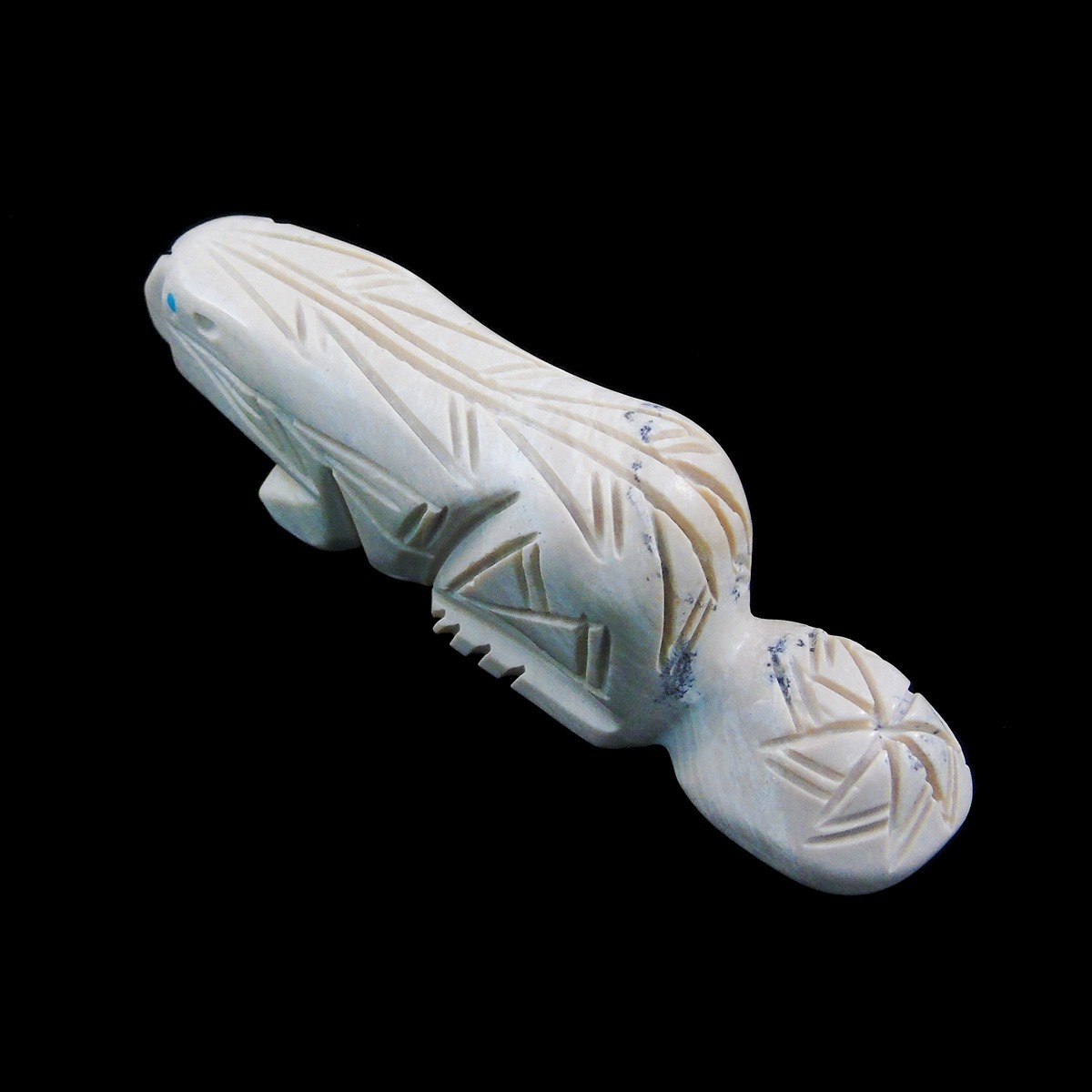 Bonnie Leekele Zuni Beaver Fetish: Quartz