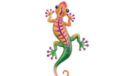 Regal Art Stripe Gecko Metal Wall Decor 12″ – Magenta